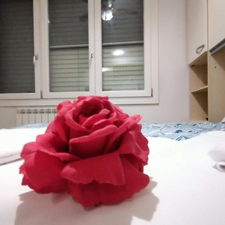 Villa Glori Affitto Camere Monolocali 卡普里 外观 照片