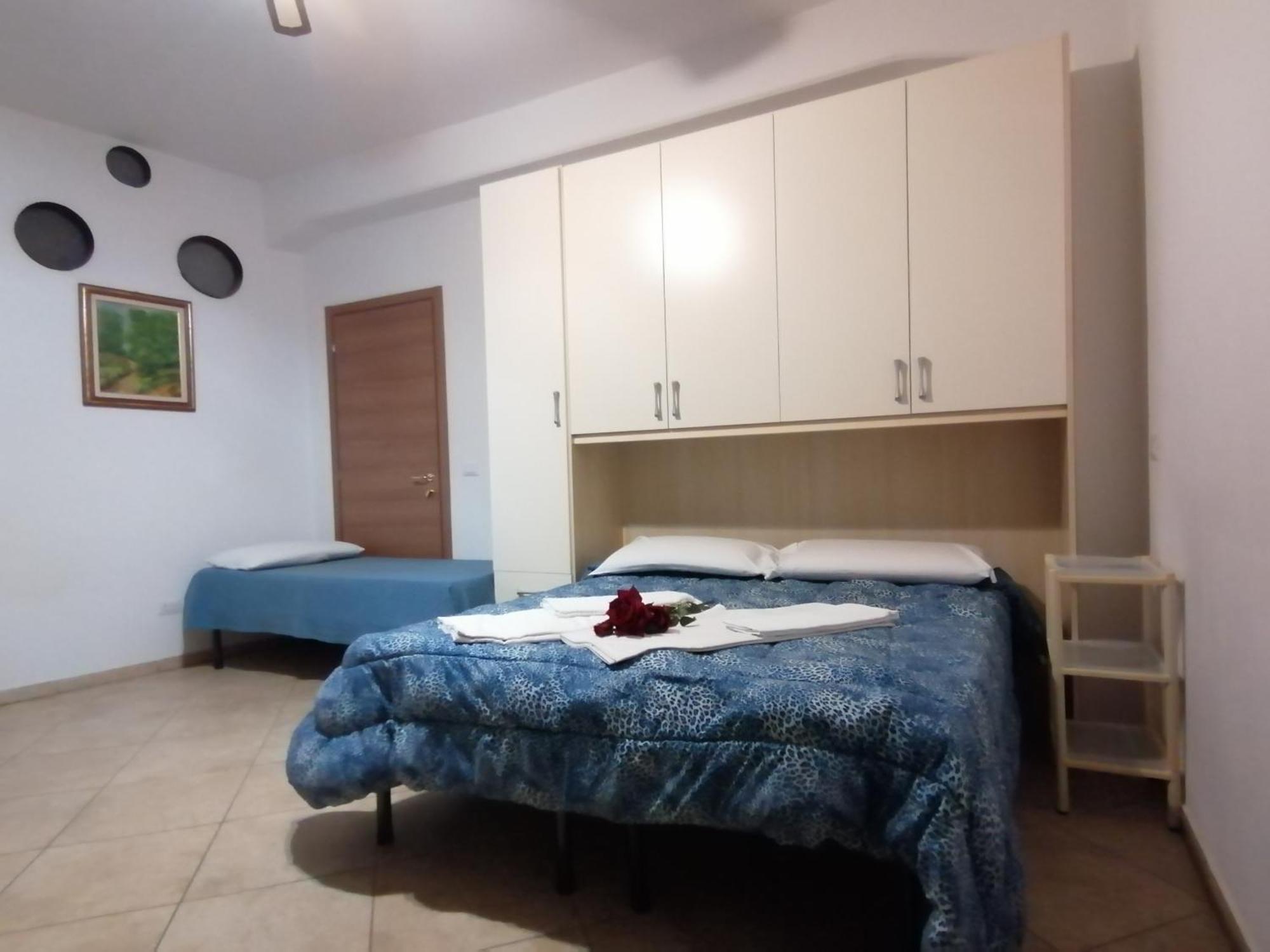 Villa Glori Affitto Camere Monolocali 卡普里 外观 照片